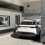 Oase Im Gruenen Hinterhof, Eg, Ruhe, Terrasse, Carport, Free Paytv, Kaffee&tee, Fahrraeder Apartament