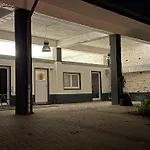 Oase Im Gruenen Hinterhof, Eg, Ruhe, Terrasse, Carport, Free Paytv, Kaffee&tee, Fahrraeder * Duisburg