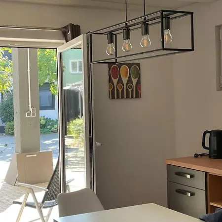 Oase Im Hinterhofhaus,terrasse, Fahrräder, Parkplatz, Ruhe, Netfilx *