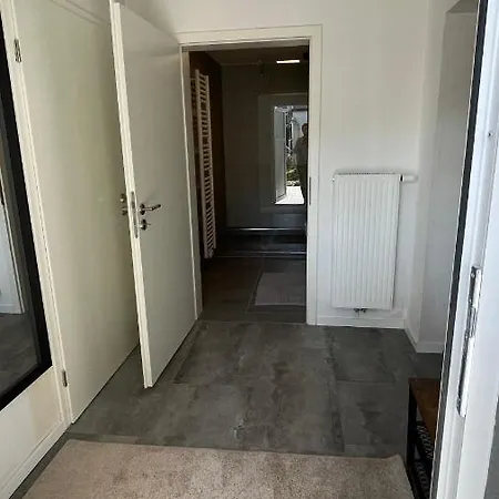 Oase Im Grünen Hinterhof, Eg, Ruhe, Terrasse, Carport, Free Paytv, Kaffee&tee, Fahrräder Apartamento