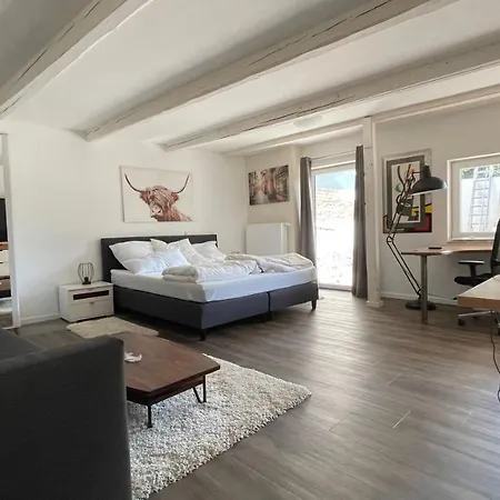 Oase Im Grünen Hinterhof, Eg, Ruhe, Terrasse, Carport, Free Paytv, Kaffee&tee, Fahrräder Apartamento Duisburg