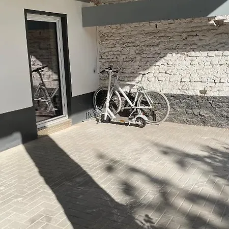 Apartment Oase Im Hinterhofhaus,terrasse, Fahrräder, Parkplatz, Ruhe, Netfilx Duisburg
