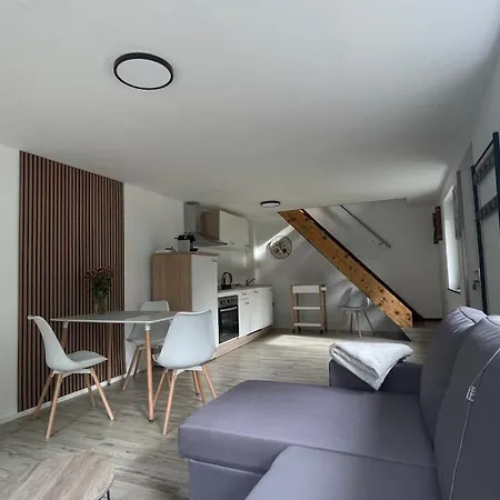 Oase Im Grünen Hinterhof, Eg, Ruhe, Terrasse, Carport, Free Paytv, Kaffee&tee, Fahrräder Duisburg