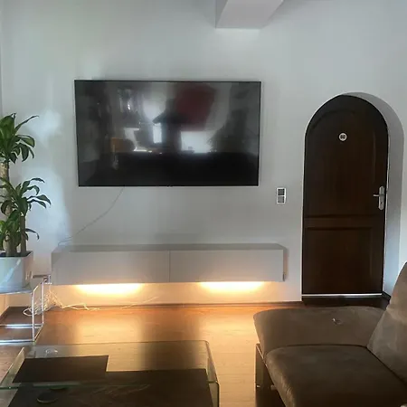 Oase Im Grünen Hinterhof, Eg, Ruhe, Terrasse, Carport, Free Paytv, Kaffee&tee, Fahrräder Duisburg