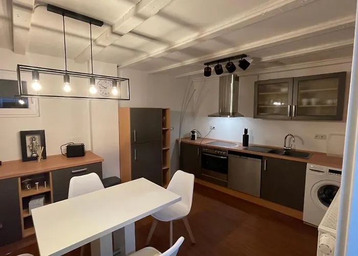 Oase Im Gruenen Hinterhof, Eg, Ruhe, Terrasse, Carport, Free Paytv, Kaffee&tee, Fahrraeder Apartman Duisburg