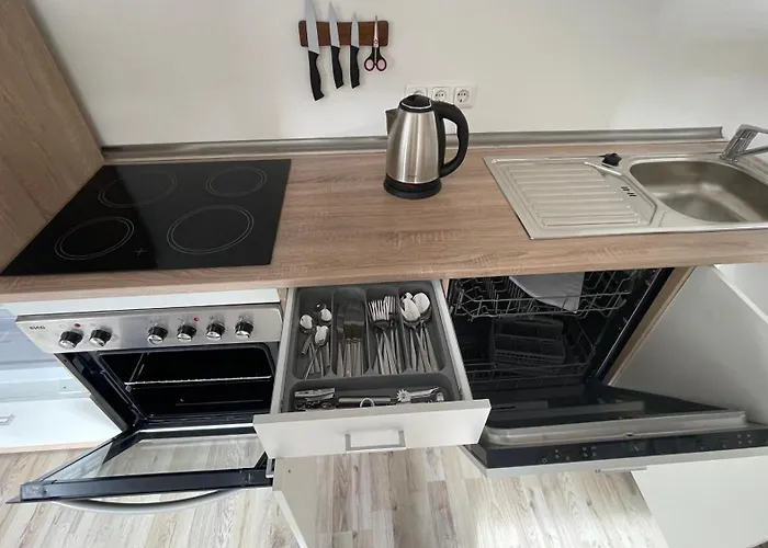 Apartman Oase Im Gruenen Hinterhof, Eg, Ruhe, Terrasse, Carport, Free Paytv, Kaffee&tee, Fahrraeder *