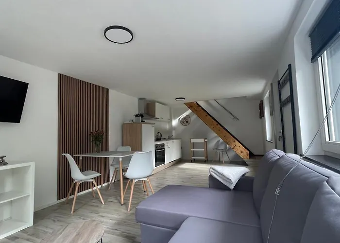 Oase Im Gruenen Hinterhof, Eg, Ruhe, Terrasse, Carport, Free Paytv, Kaffee&tee, Fahrraeder Duisburg