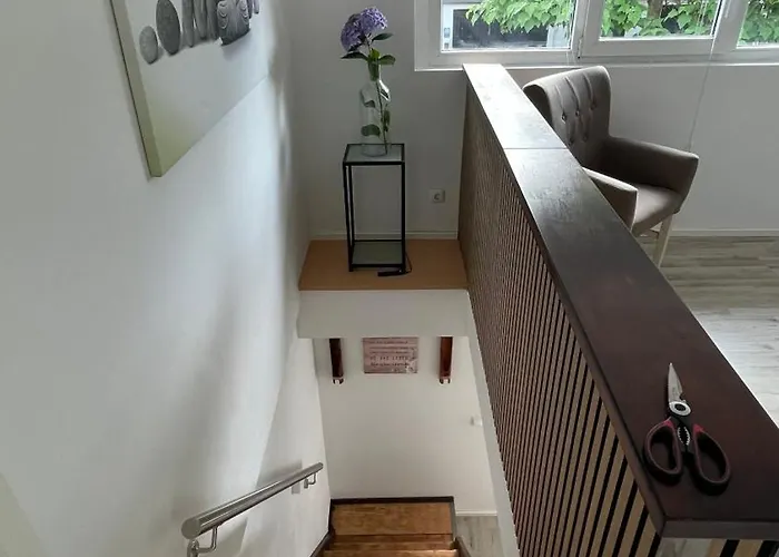 Oase Im Gruenen Hinterhof, Eg, Ruhe, Terrasse, Carport, Free Paytv, Kaffee&tee, Fahrraeder Apartman