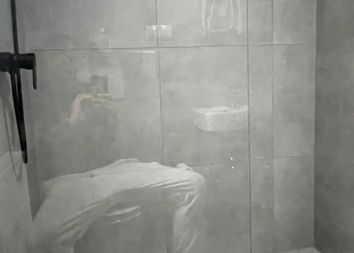 Oase Im Gruenen Hinterhof, Eg, Ruhe, Terrasse, Carport, Free Paytv, Kaffee&tee, Fahrraeder * Duisburg