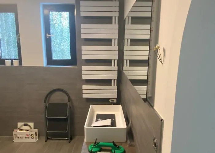 Oase Im Grünen Hinterhof, Eg, Ruhe, Terrasse, Carport, Free Paytv, Kaffee&tee, Fahrräder