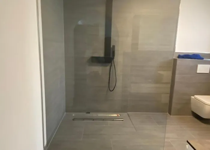 Apartman Oase Im Gruenen Hinterhof, Eg, Ruhe, Terrasse, Carport, Free Paytv, Kaffee&tee, Fahrraeder *